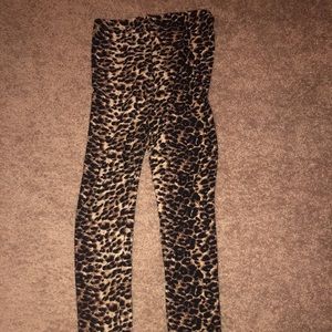One size fits all leopard print leggings
